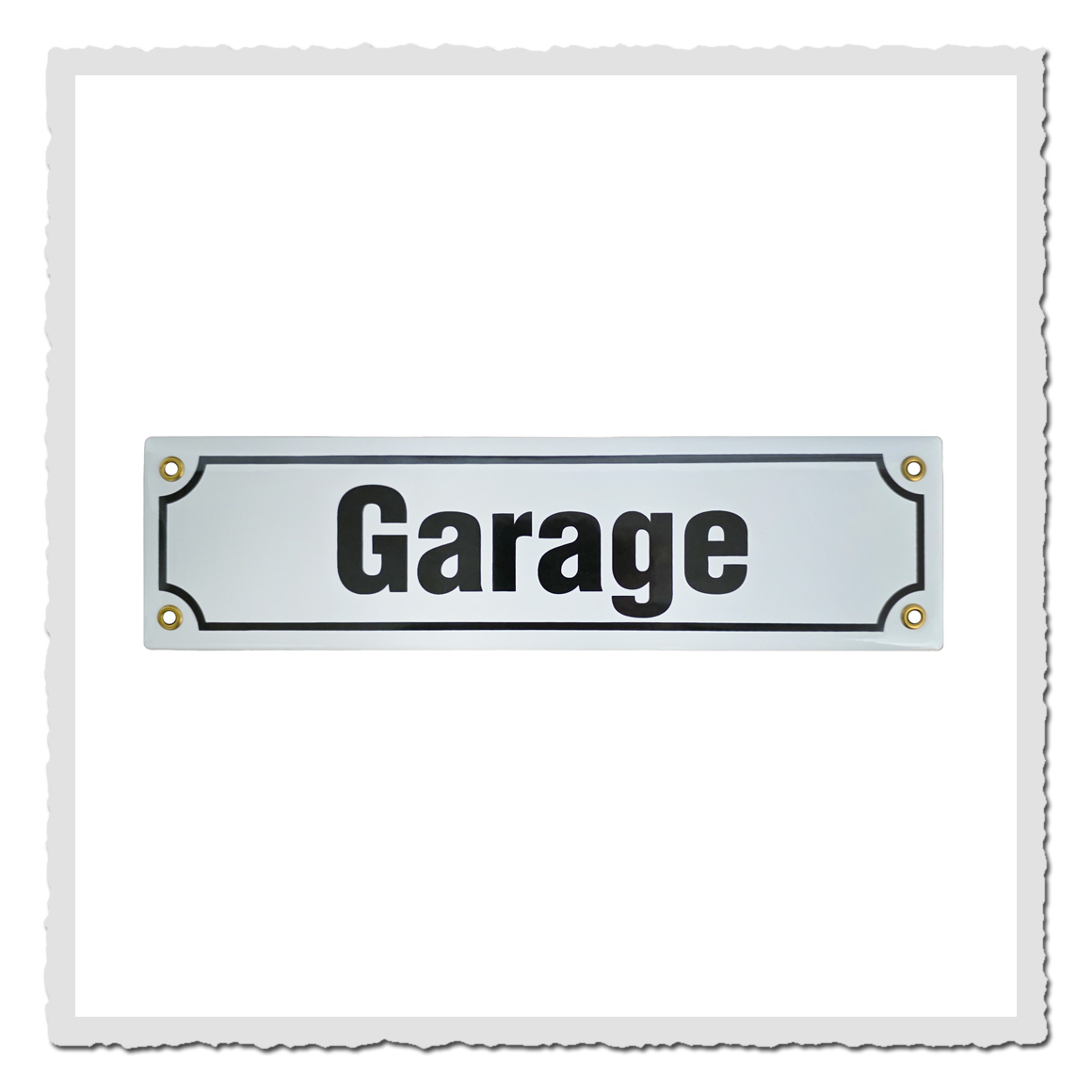 Emailleschild Garage in Weiß/Schwarz, rechteckig 30×8 cm, mit vier Messing-Ösen