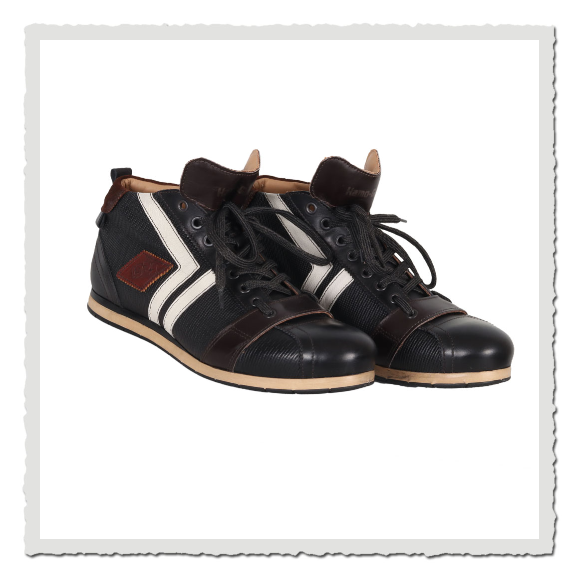 Schwarze Retro-Sportschuhe Kamo-Gutsu Tifo 130 Nero Combi mit weißen Streifen seitlich